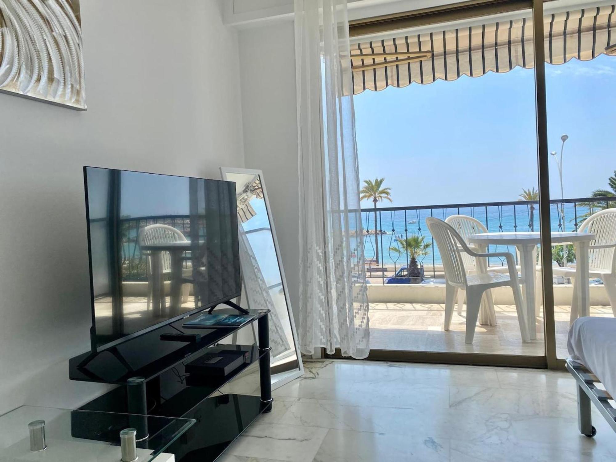 Le Mona Lisa, Vue Mer, Balcon Menton Bagian luar foto